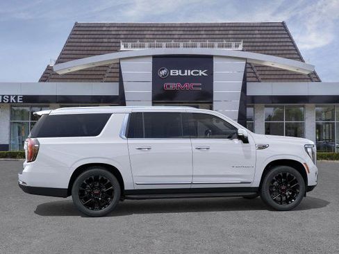 New 2026 GMC Yukon XL Elevation w/ Elevation Premium Package image 5