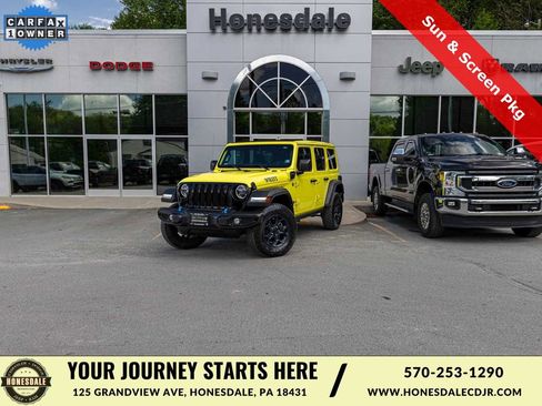 Used 2023 Jeep Wrangler Unlimited w/ Sun & Screen Package AWD/4WD image 1