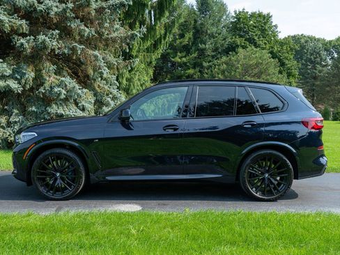 Used 2021 BMW X5 M50i AWD/4WD image 6