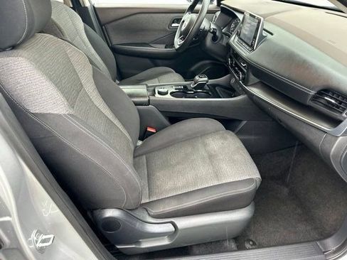 Used 2023 Nissan Rogue SV AWD/4WD image 46