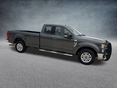 Used 2019 Ford F250 XLT w/ XLT Value Package image 8