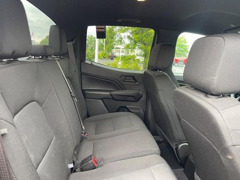 Used 2024 Chevrolet Colorado W/T RWD image 7