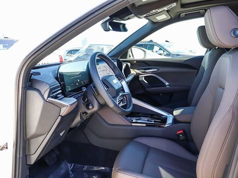 New 2025 Audi Q5 Premium image 22