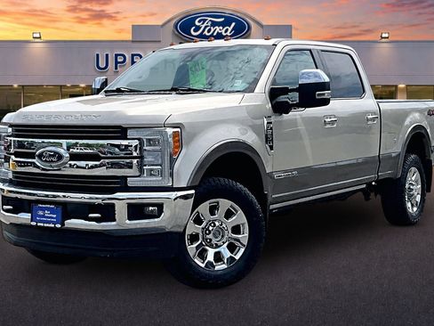 Used 2018 Ford F350 King Ranch w/ King Ranch Ultimate Package AWD/4WD image 12