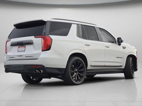 Used 2023 GMC Yukon Denali Ultimate image 9