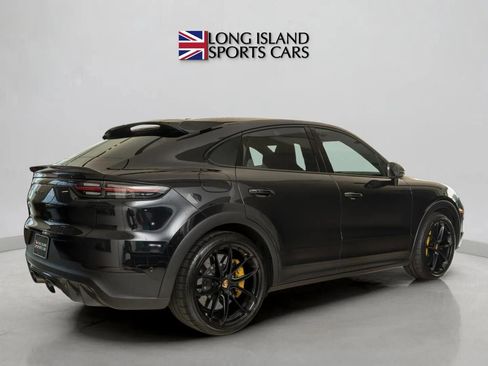 Used 2022 Porsche Cayenne Turbo GT AWD/4WD image 6