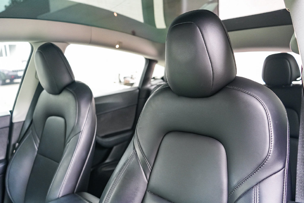 Used 2021 Tesla Model Y Long Range AWD/4WD image 20