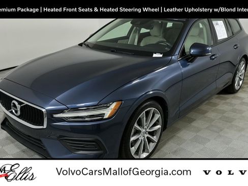 Used 2020 Volvo V60 T5 Momentum w/ Protection Package Premier image 1