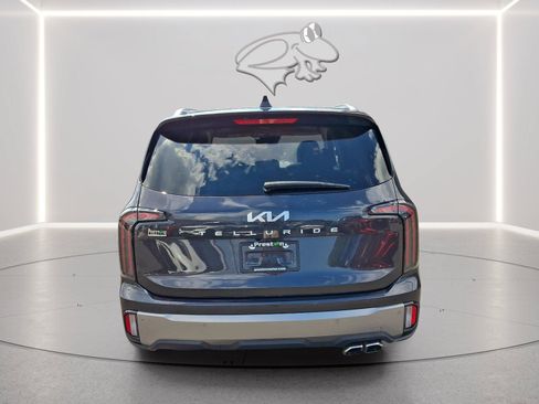 Used 2025 Kia Telluride EX FWD image 4
