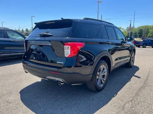 Certified 2024 Ford Explorer XLT w/ Equipment Group 202A AWD/4WD image 4