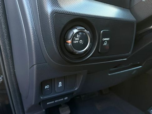 Used 2013 Honda Ridgeline Sport image 35