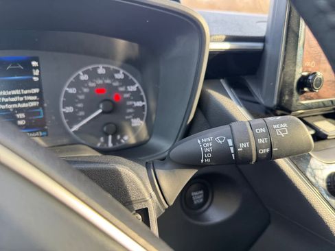 Certified 2024 Toyota Corolla Cross LE image 17