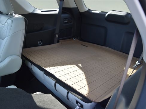 Used 2026 Ford Explorer Platinum w/ LUX Leather Package AWD/4WD image 10