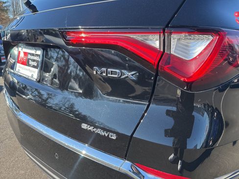 Used 2023 Acura MDX SH-AWD w/ Technology Package image 7