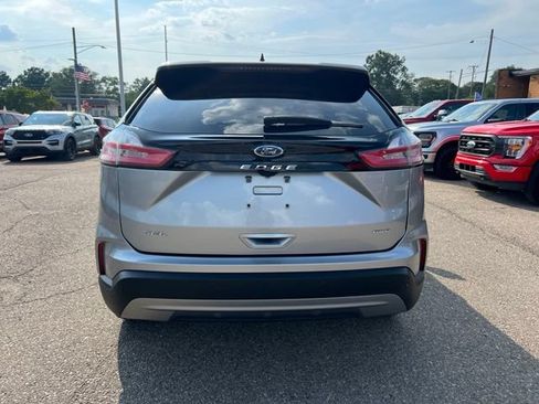 Used 2024 Ford Edge SEL w/ Convenience Package AWD/4WD image 5