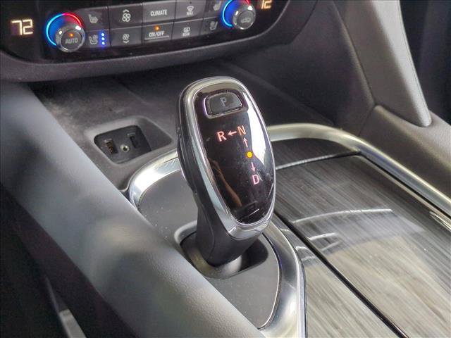 Used 2018 Buick Enclave Premium w/ Experience Buick Package FWD image 12