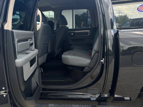 Used 2017 RAM 1500 Big Horn AWD/4WD image 15