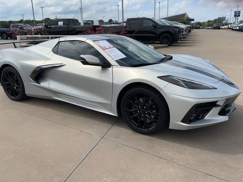 Used 2024 Chevrolet Corvette Stingray Premium Conv w/ Battery Protection Package RWD image 3
