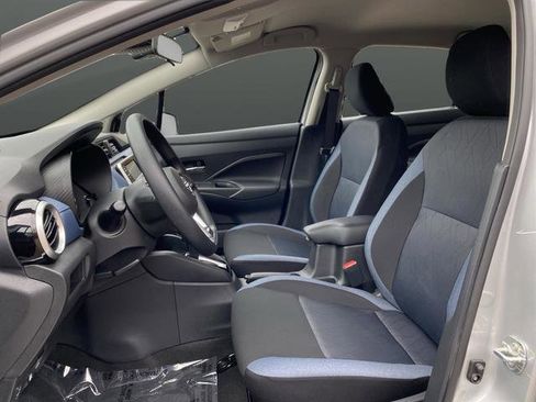 New 2025 Nissan Versa SV w/ Lighting Package image 4