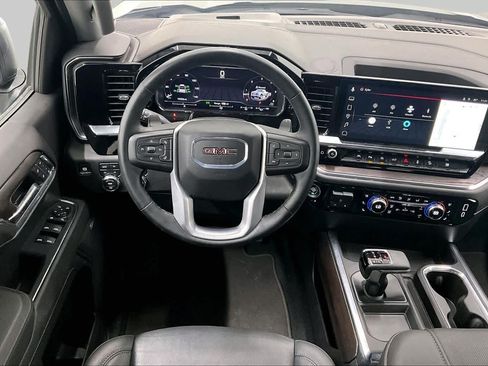 Used 2024 GMC Sierra 1500 SLT AWD/4WD image 6