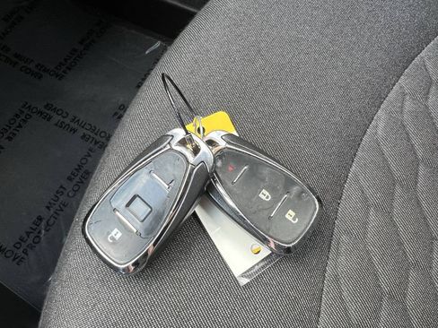 Used 2019 Chevrolet Equinox LT FWD image 23