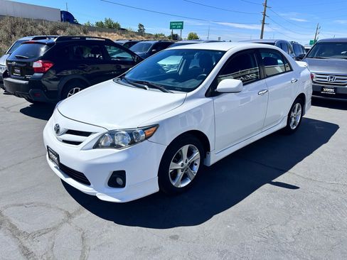 Used 2013 Toyota Corolla S FWD image 2