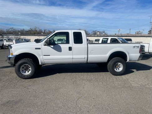 Used 2002 Ford F350 XLT image 5