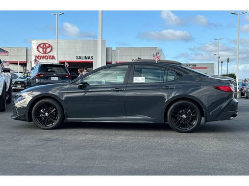 New 2026 Toyota Camry SE FWD image 7