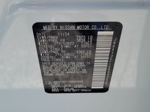 Certified 2025 Nissan Armada Platinum Reserve RWD image 30