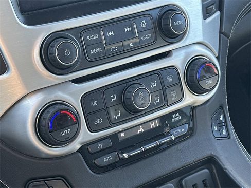 Used 2017 GMC Yukon SLT w/ Open Road Package image 29