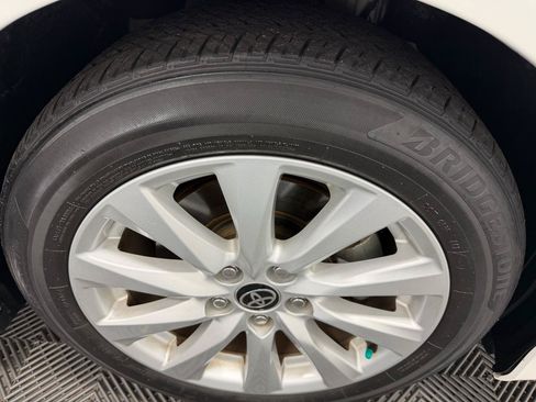Used 2020 Toyota Camry LE FWD image 35