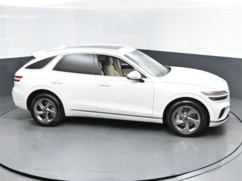 New 2026 Genesis GV70 2.5T Select image 7