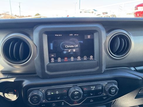 Used 2020 Jeep Gladiator Sport w/ Quick Order Package 24S image 22