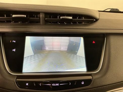 Used 2019 Cadillac XT5 Premium Luxury w/ LPO, Black Ice Package AWD/4WD image 20
