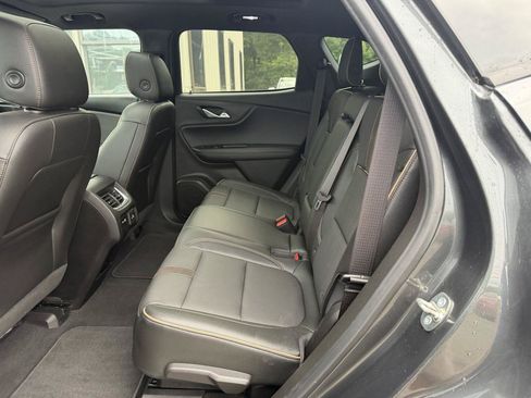 Used 2019 Chevrolet Blazer Premier w/ Sun and Wheels Package AWD/4WD image 9