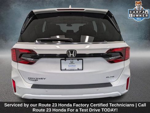 Used 2025 Honda Odyssey Elite image 6