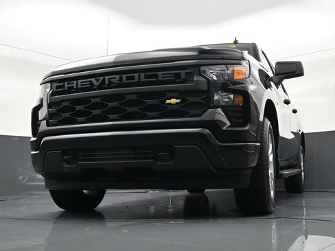Used 2026 Chevrolet Silverado 1500 Custom image 32
