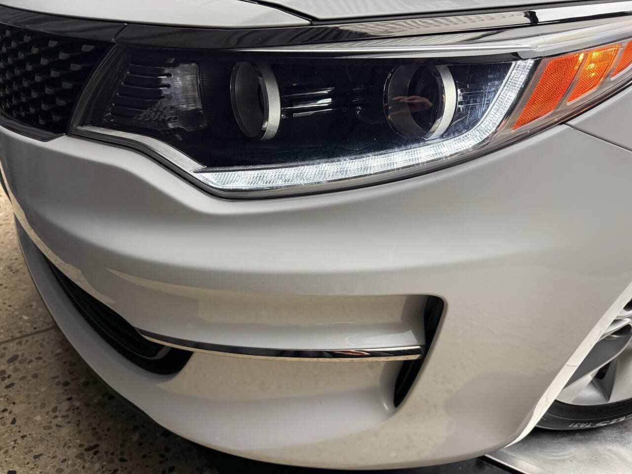 Used 2017 Kia Optima EX w/ Premium Package FWD image 27