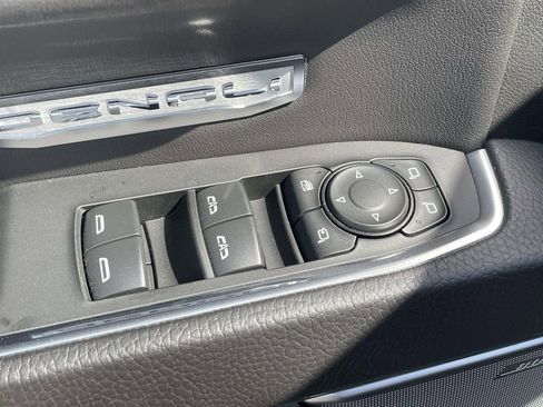 Used 2023 GMC Sierra 1500 Denali AWD/4WD image 17