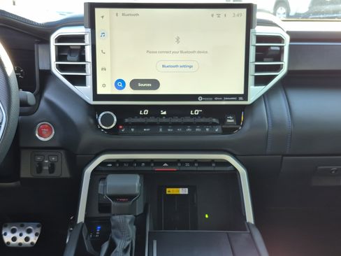 Used 2024 Toyota Tundra Platinum image 21