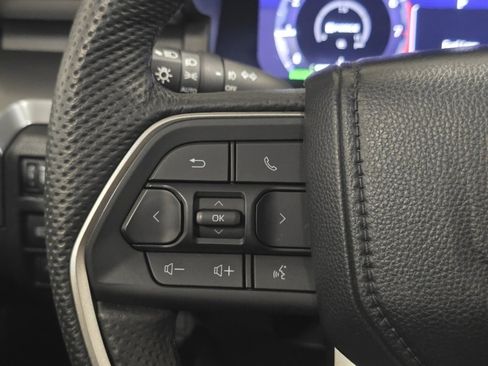 Used 2024 Toyota Tacoma TRD Off-Road image 38