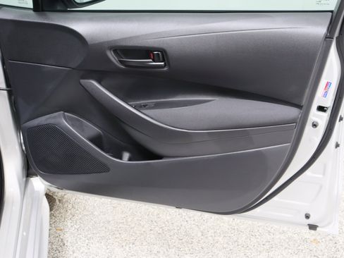 Certified 2026 Toyota Corolla LE FWD image 32