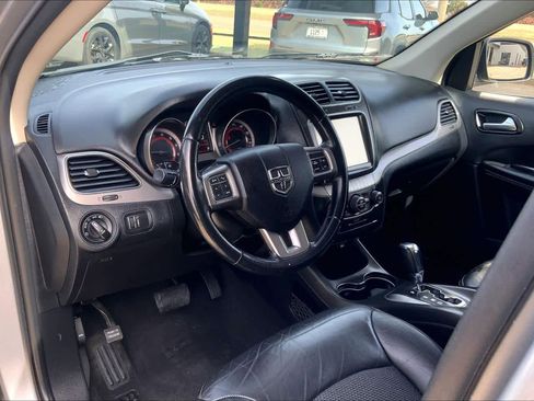 Used 2019 Dodge Journey Crossroad image 17