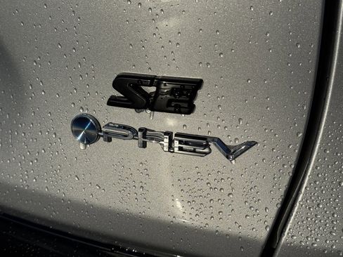 New 2025 Toyota RAV4 SE image 14