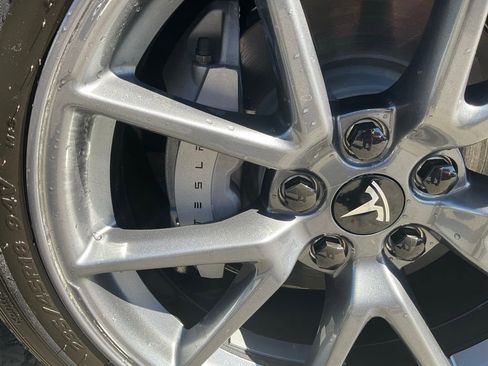 Used 2023 Tesla Model 3 Standard Range image 80