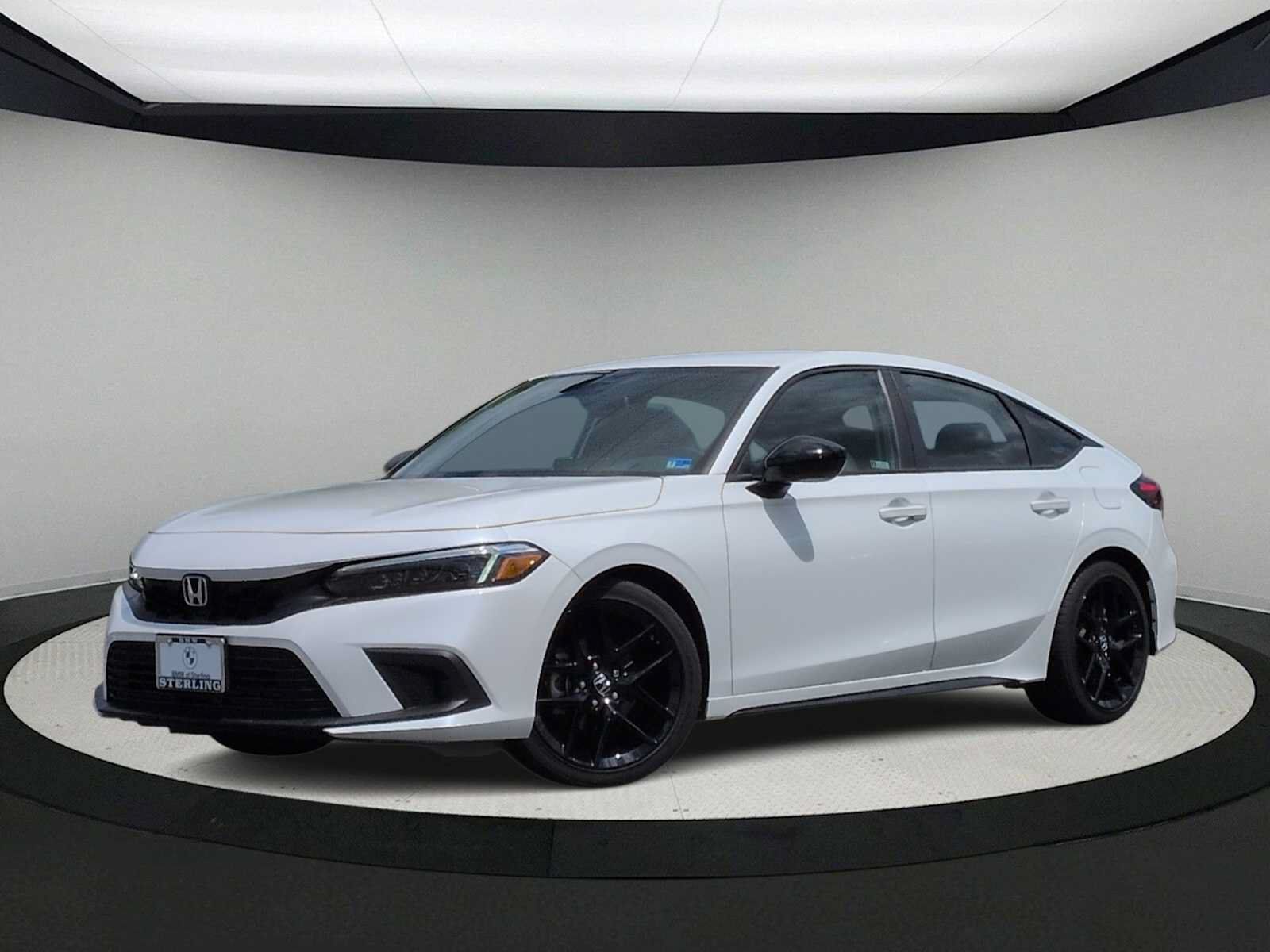 Used 2024 Honda Civic Sport image 1