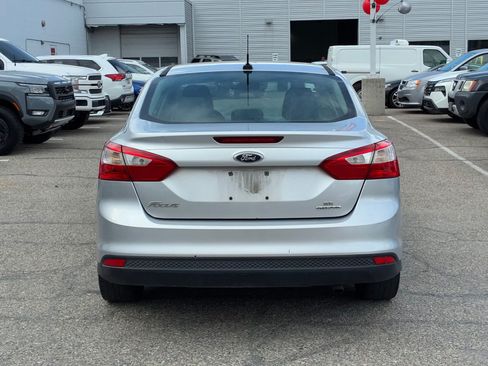 Used 2012 Ford Focus SE FWD image 8
