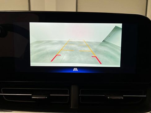 Used 2025 Chevrolet Trax LT FWD image 59