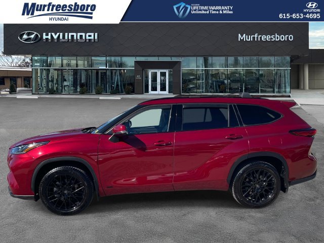 Used 2022 Toyota Highlander Limited AWD/4WD image 2