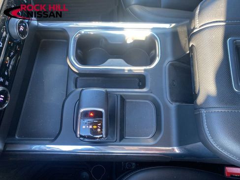 Used 2022 Chevrolet Silverado 1500 LTZ image 31